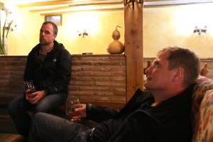 wir warten auf das Abendessen